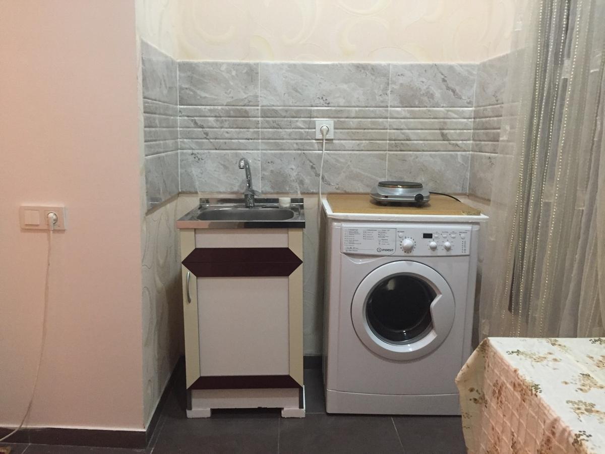 Apartment in Tbilisi Center Isk Home Esterno foto